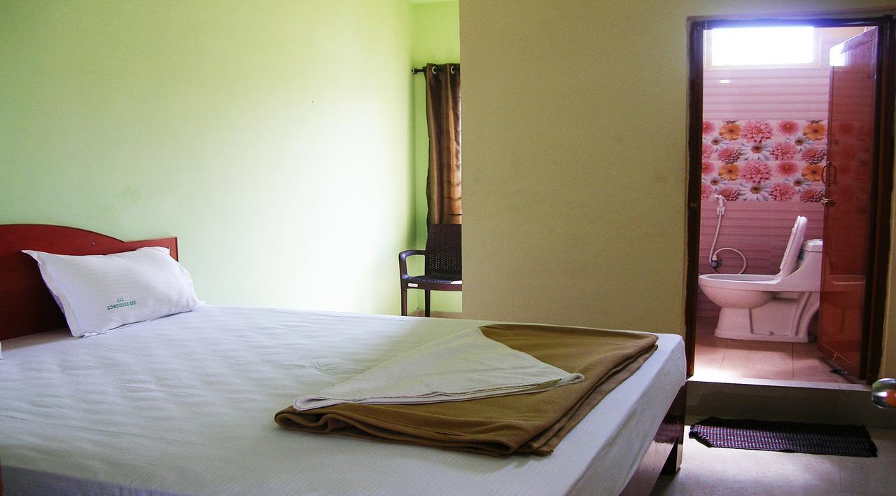 Ssb Residency Hotell Tirupati Eksteriør bilde