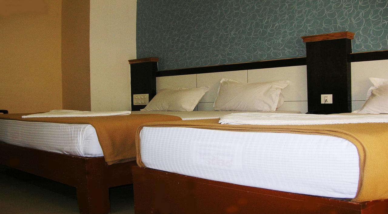 Ssb Residency Hotell Tirupati Eksteriør bilde