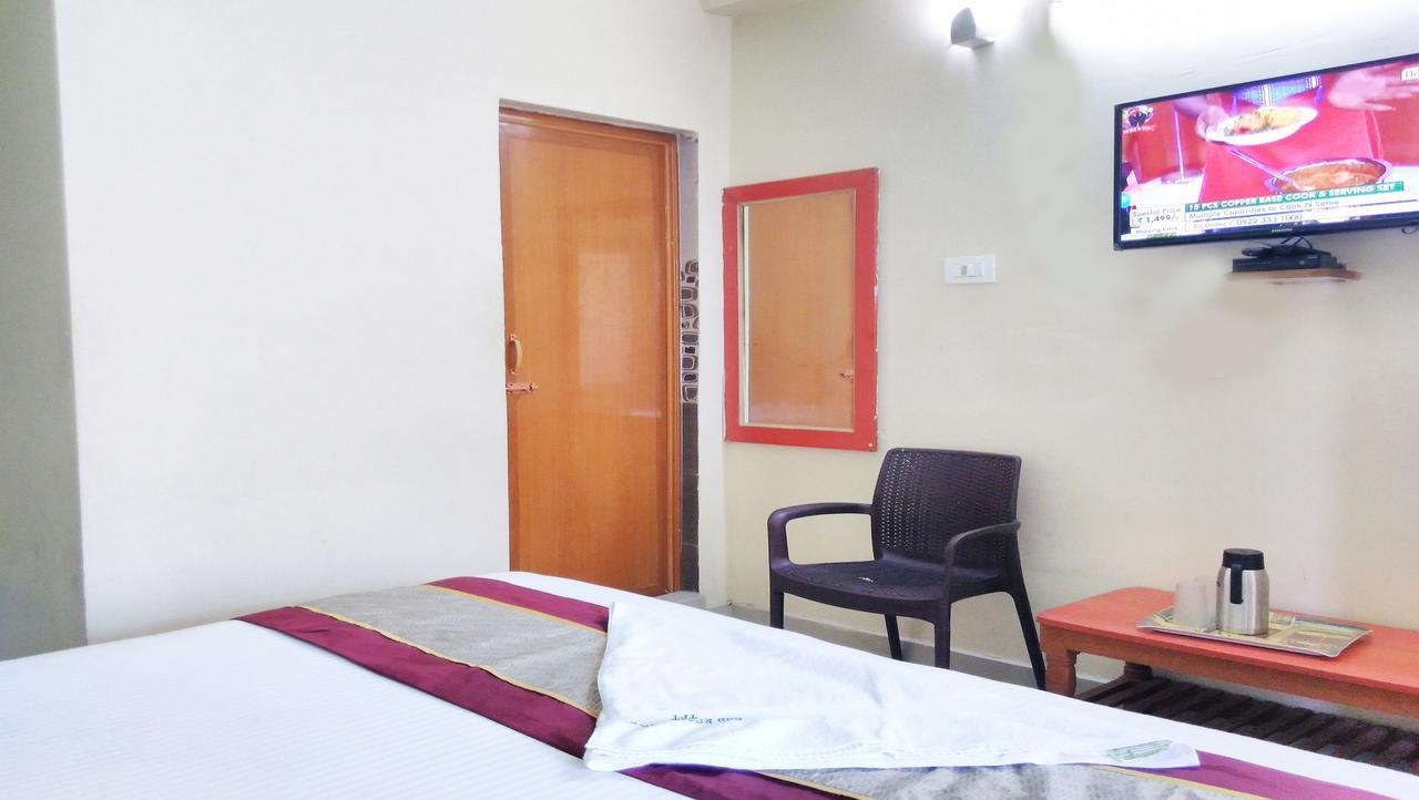 Ssb Residency Hotell Tirupati Eksteriør bilde