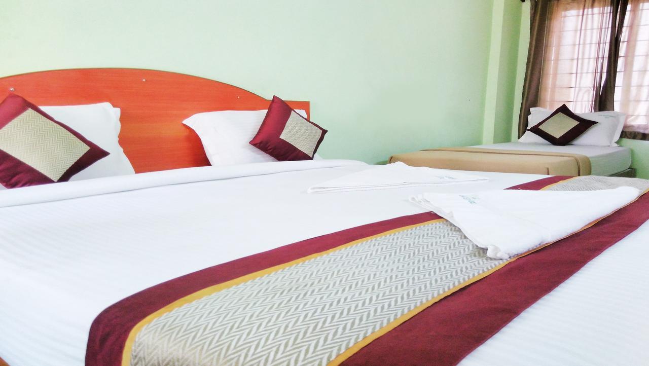 Ssb Residency Hotell Tirupati Eksteriør bilde