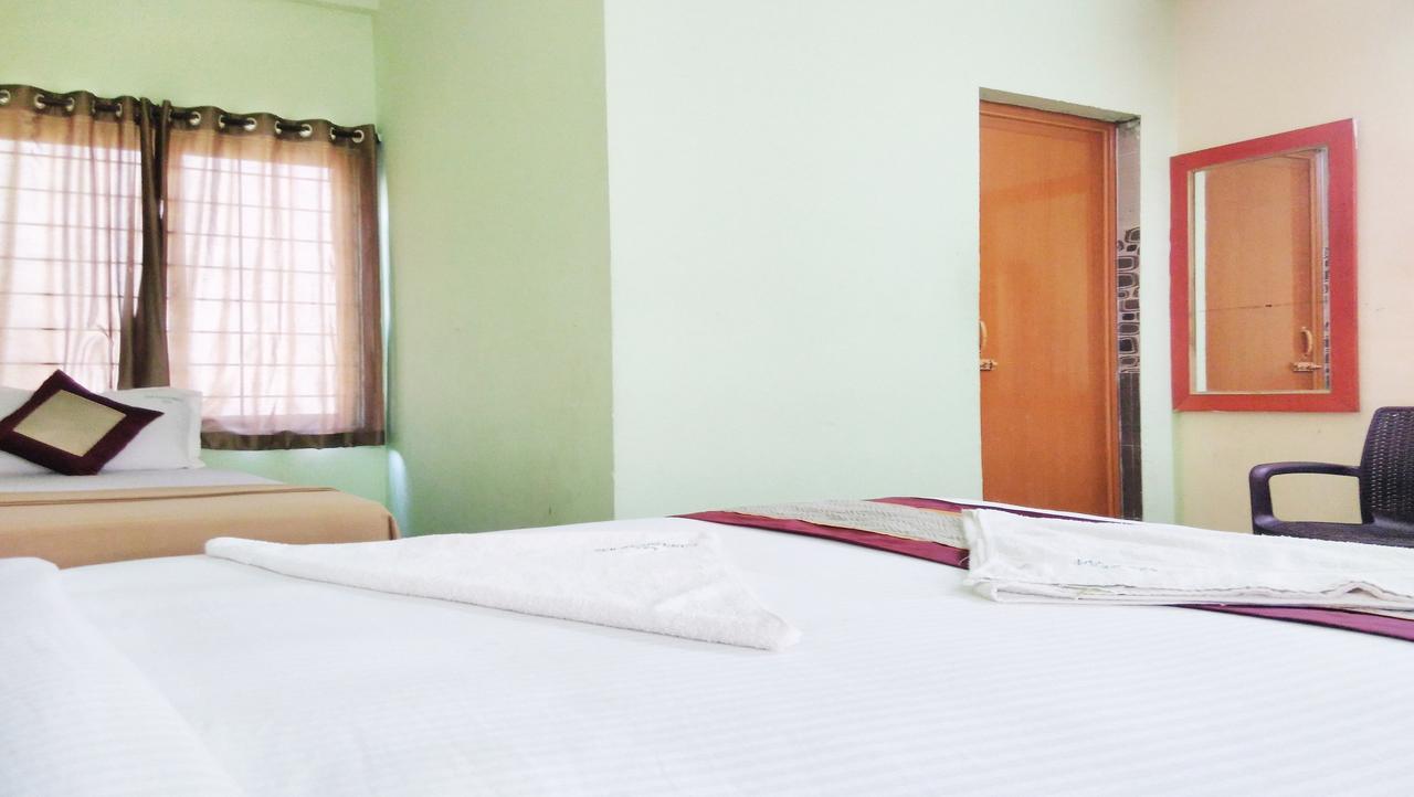 Ssb Residency Hotell Tirupati Eksteriør bilde