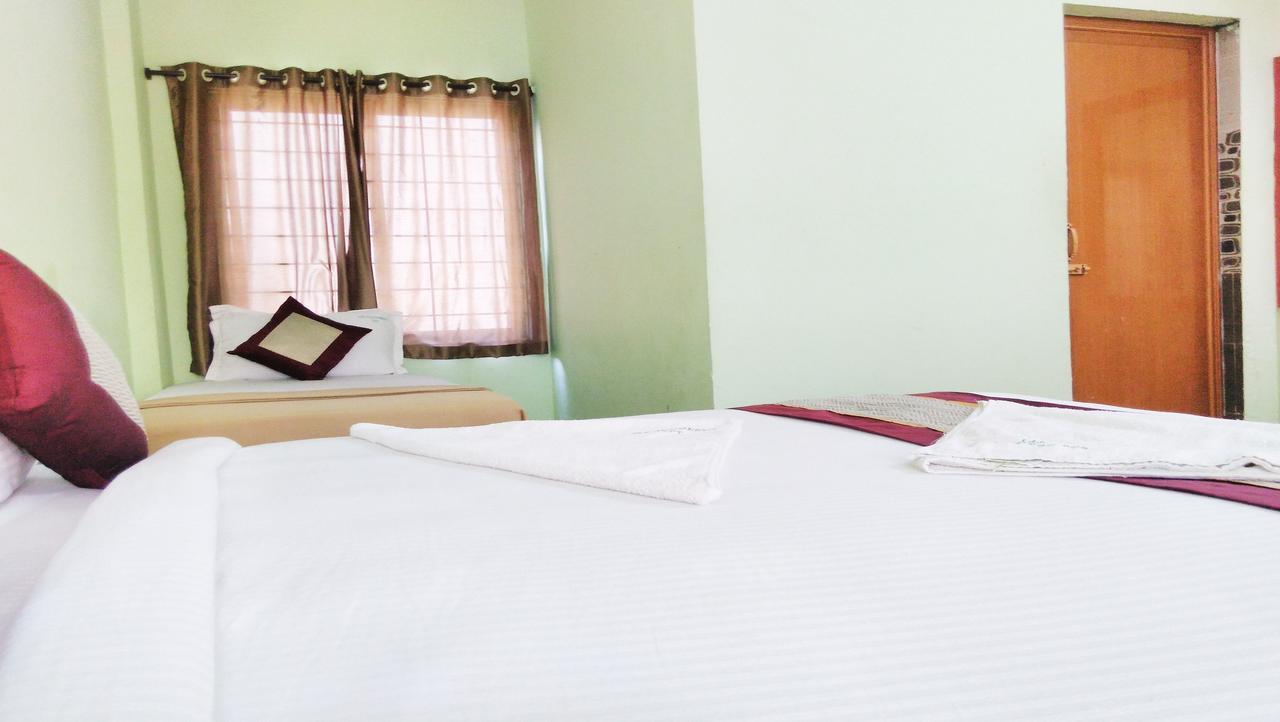 Ssb Residency Hotell Tirupati Eksteriør bilde